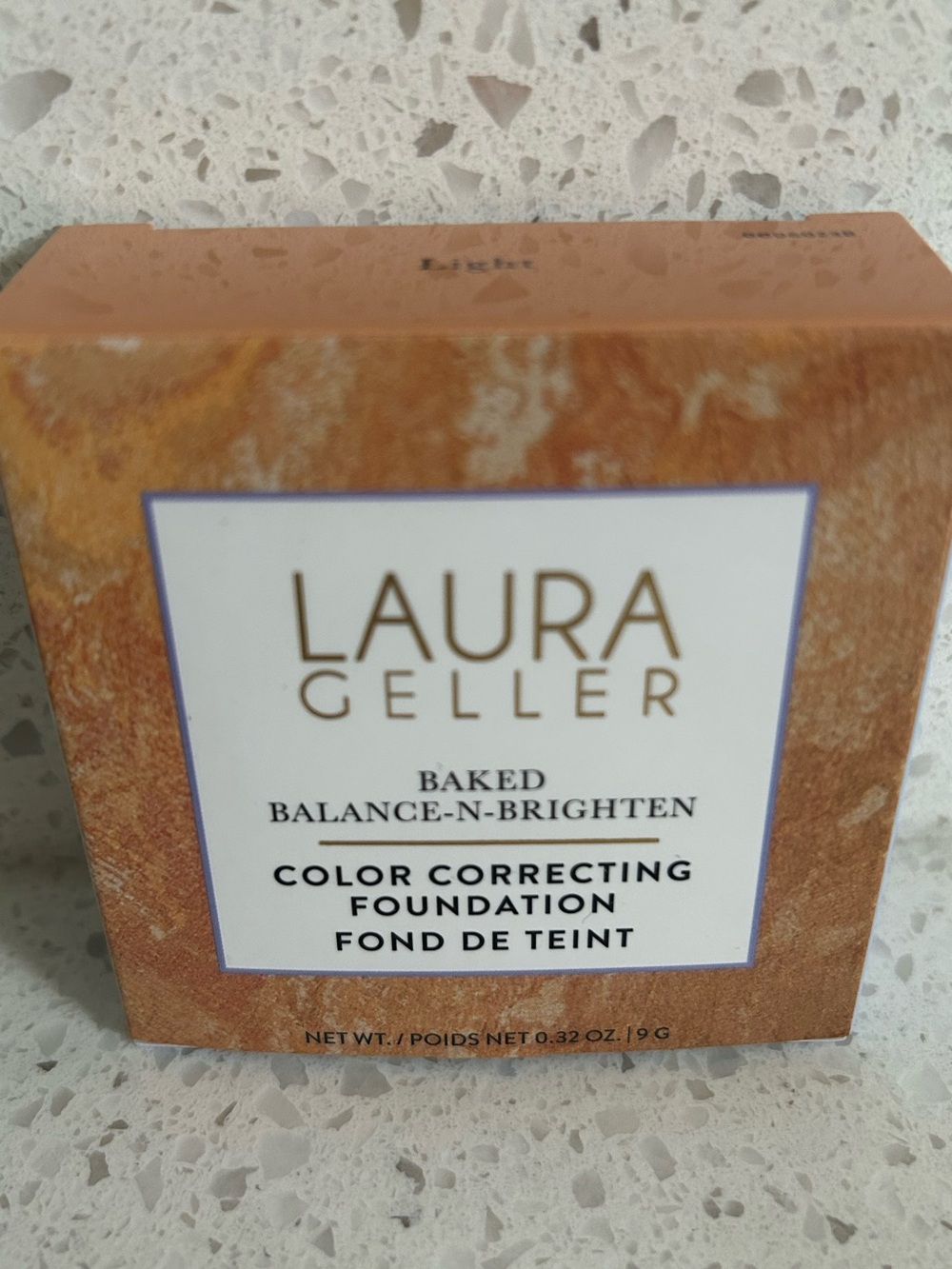 Laura Geller Baked Balance-N-Brighten Color Correcting Foundation Light